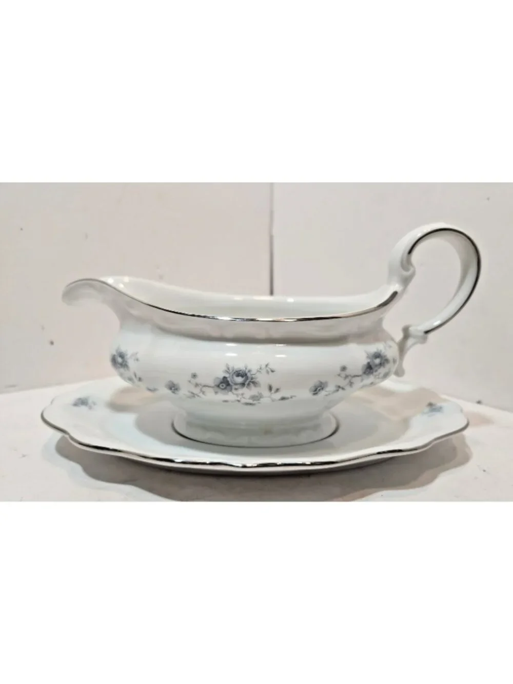 Vtg Johann Haviland Blue Garland China Bavaria Backstamp Gravy Boat w/Underplate
